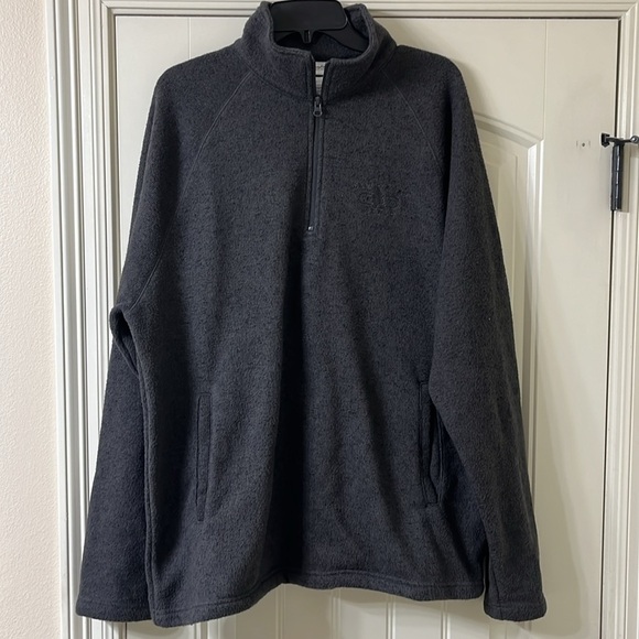 Disney Qtr Zip Gray Fleece with Pockets L Authentic Logo Chest Main Street USA - Picture 1 of 8